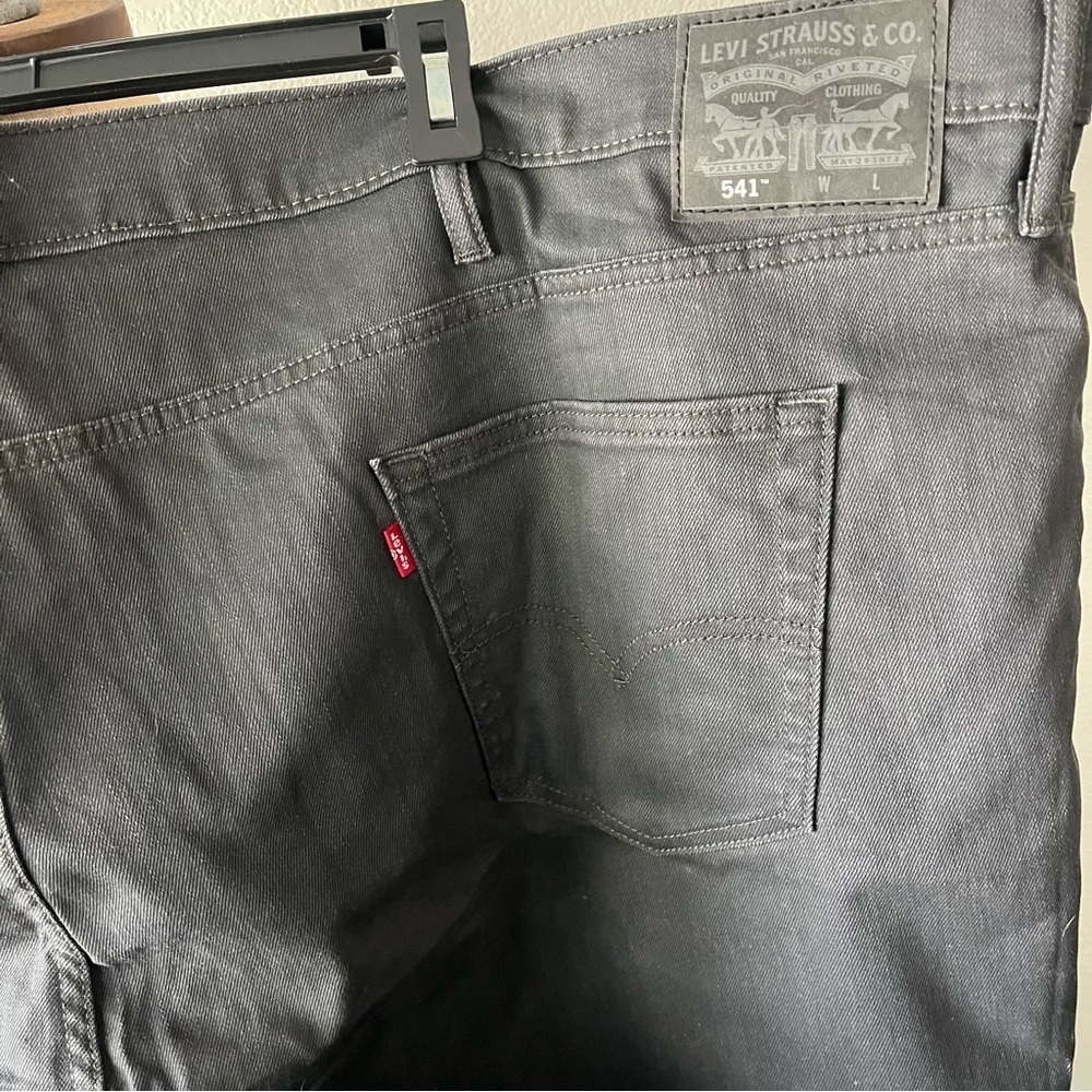 LEVIS Men's sz 60 x 32 541 Dark Gray Zipper Fly Jeans Denim - Picture 12 of 16